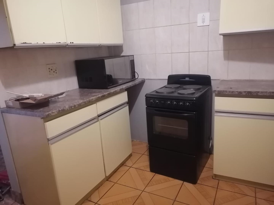 To Let 2 Bedroom Property for Rent in Pretoria Central Gauteng