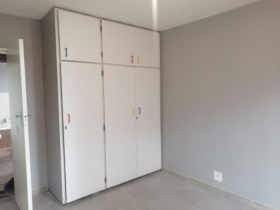 To Let 2 Bedroom Property for Rent in Pretoria Central Gauteng