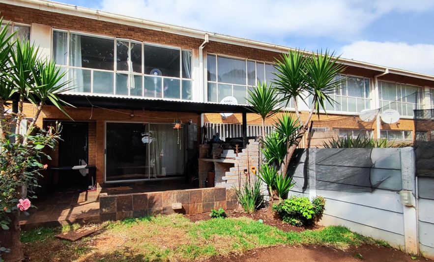 2 Bedroom Property for Sale in Rhodesfield Gauteng