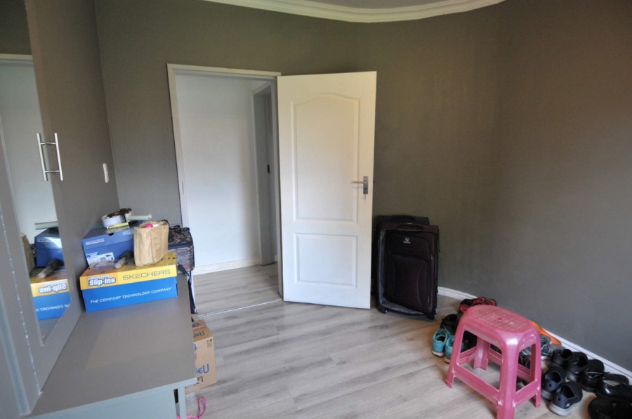 To Let 5 Bedroom Property for Rent in Garsfontein Gauteng