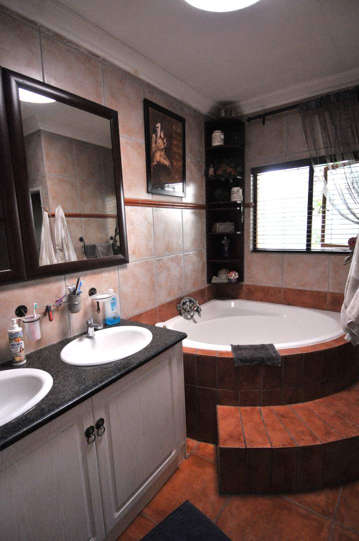 3 Bedroom Property for Sale in Lynnwood Glen Gauteng