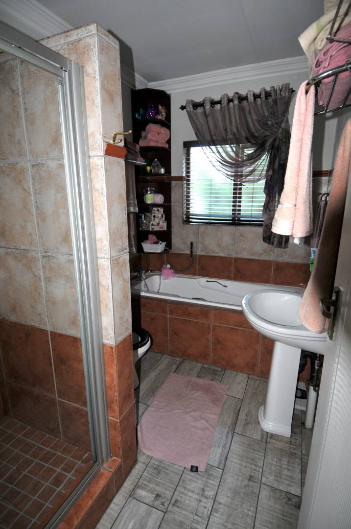 3 Bedroom Property for Sale in Lynnwood Glen Gauteng