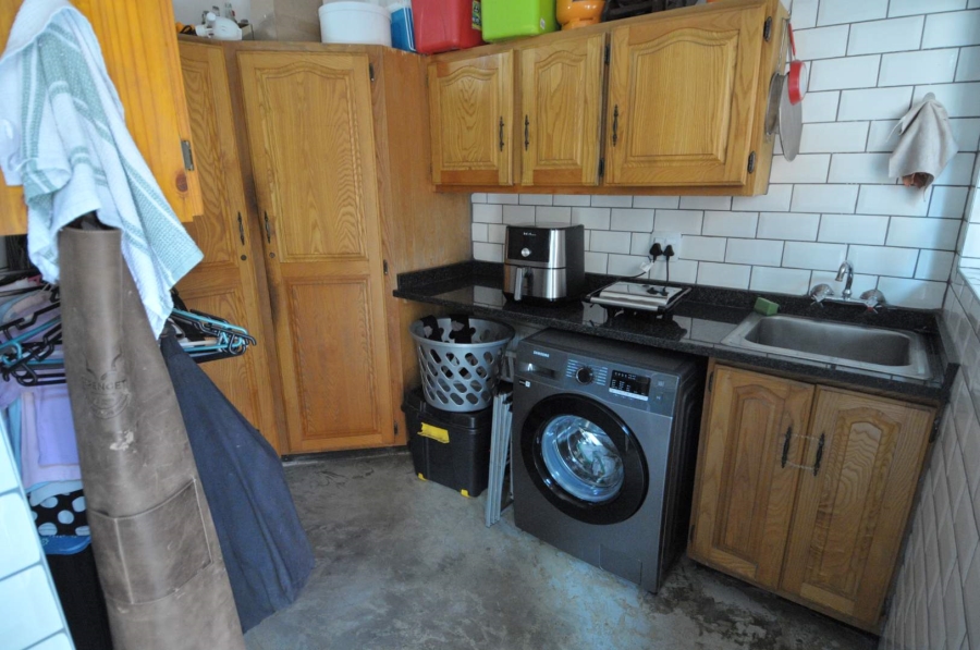 4 Bedroom Property for Sale in Meyerspark Gauteng