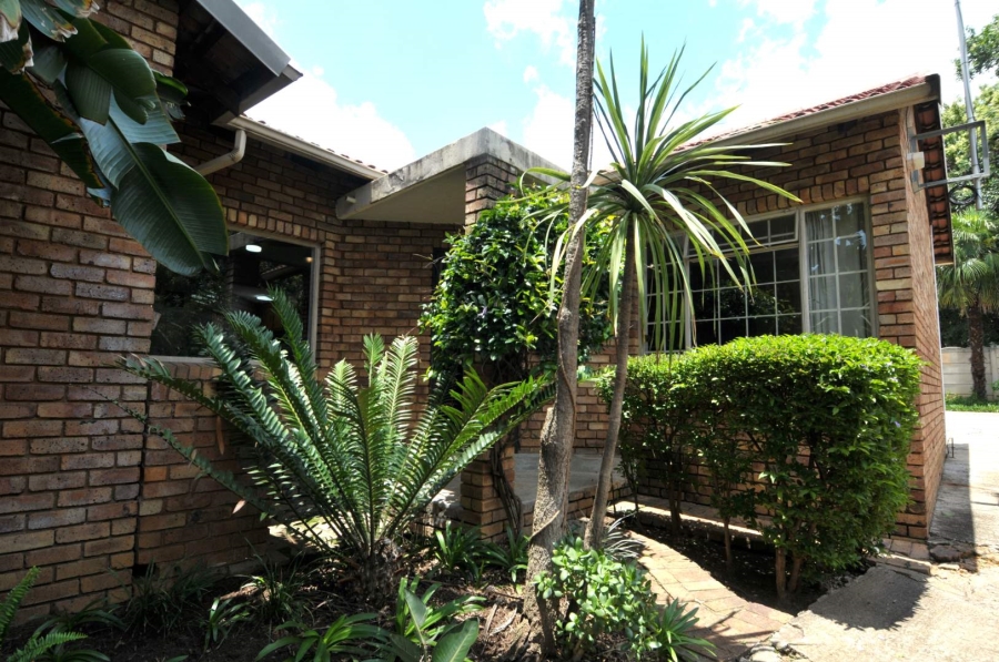 4 Bedroom Property for Sale in Meyerspark Gauteng