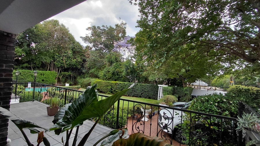 7 Bedroom Property for Sale in Emmarentia Gauteng