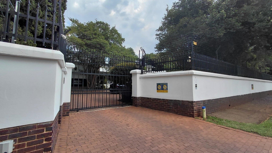 7 Bedroom Property for Sale in Emmarentia Gauteng
