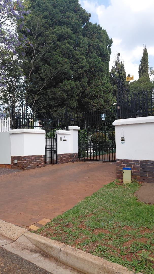 7 Bedroom Property for Sale in Emmarentia Gauteng