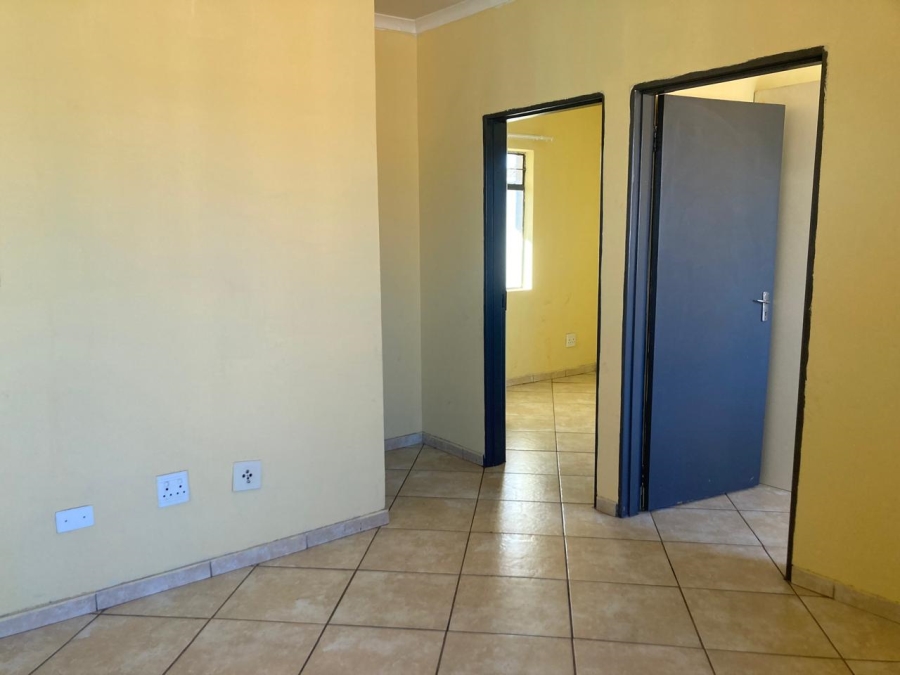 2 Bedroom Property for Sale in Jabulani Gauteng