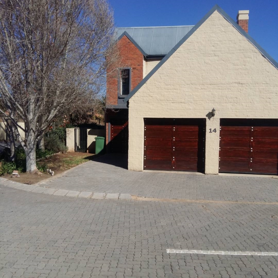 2 Bedroom Property for Sale in Equestria Gauteng
