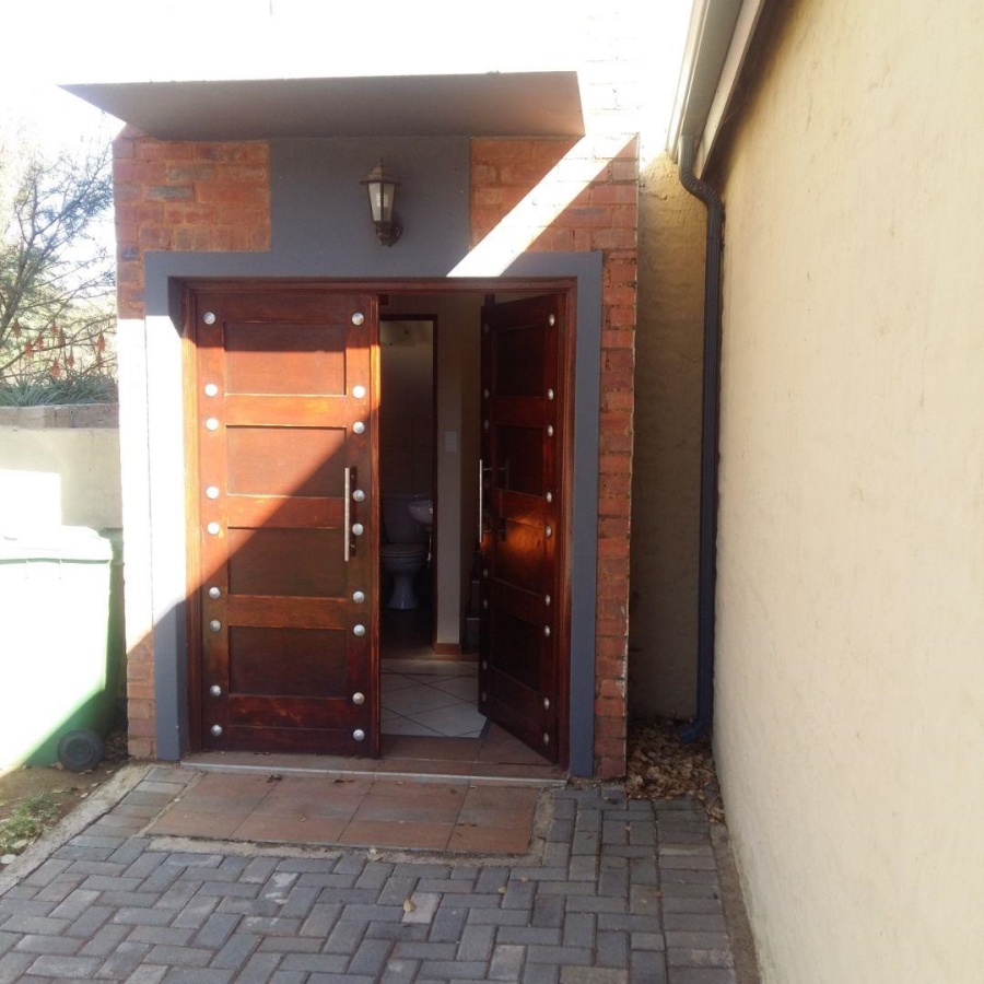 2 Bedroom Property for Sale in Equestria Gauteng