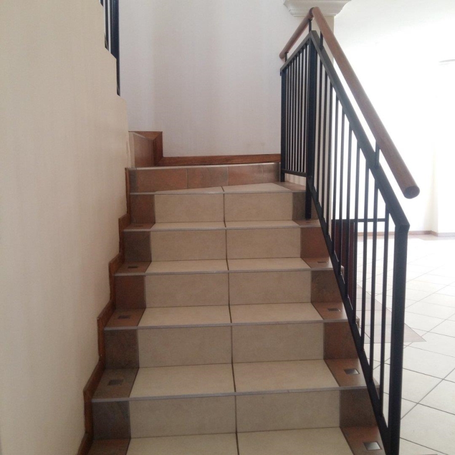 2 Bedroom Property for Sale in Equestria Gauteng