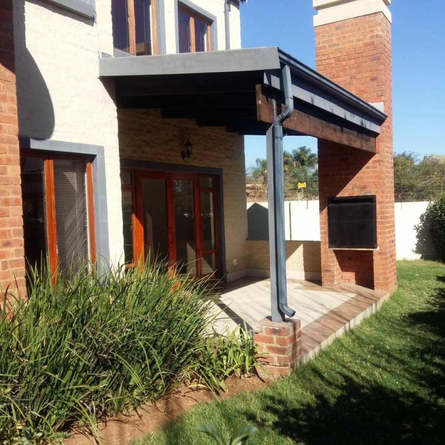 2 Bedroom Property for Sale in Equestria Gauteng