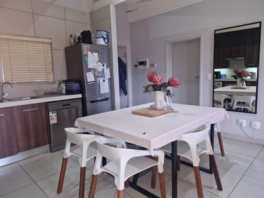 2 Bedroom Property for Sale in Sandown Gauteng