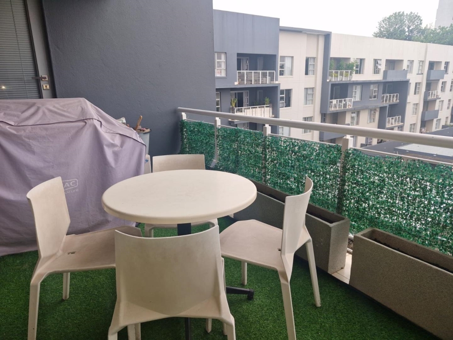 2 Bedroom Property for Sale in Sandown Gauteng