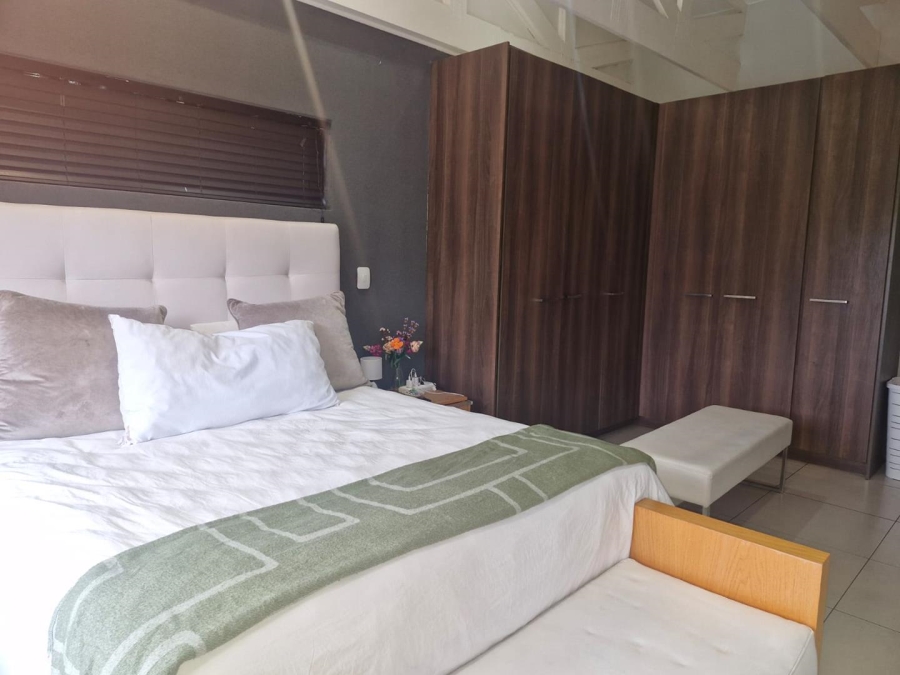 2 Bedroom Property for Sale in Sandown Gauteng