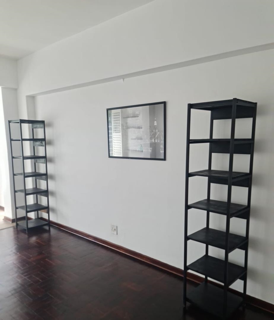 To Let 2 Bedroom Property for Rent in Illovo Gauteng