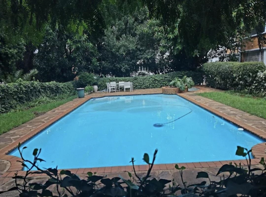 To Let 2 Bedroom Property for Rent in Illovo Gauteng