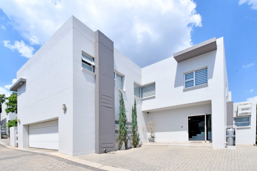 4 Bedroom Property for Sale in Bryanston Gauteng