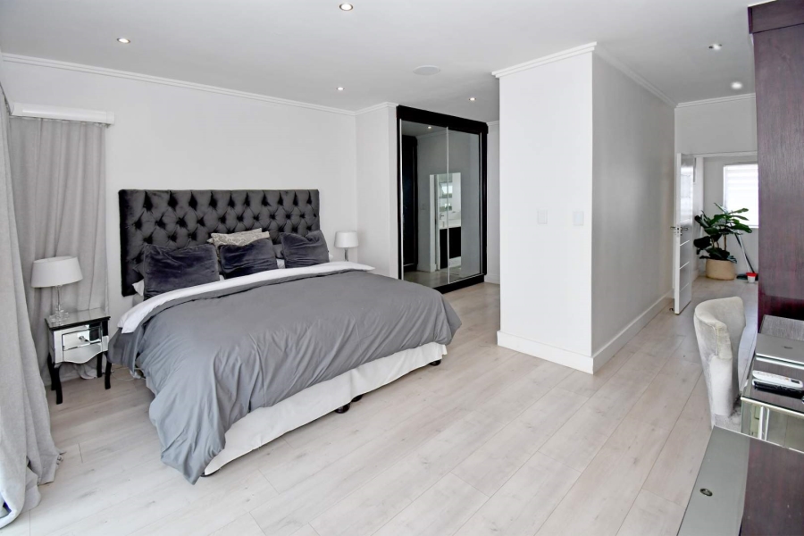 4 Bedroom Property for Sale in Bryanston Gauteng