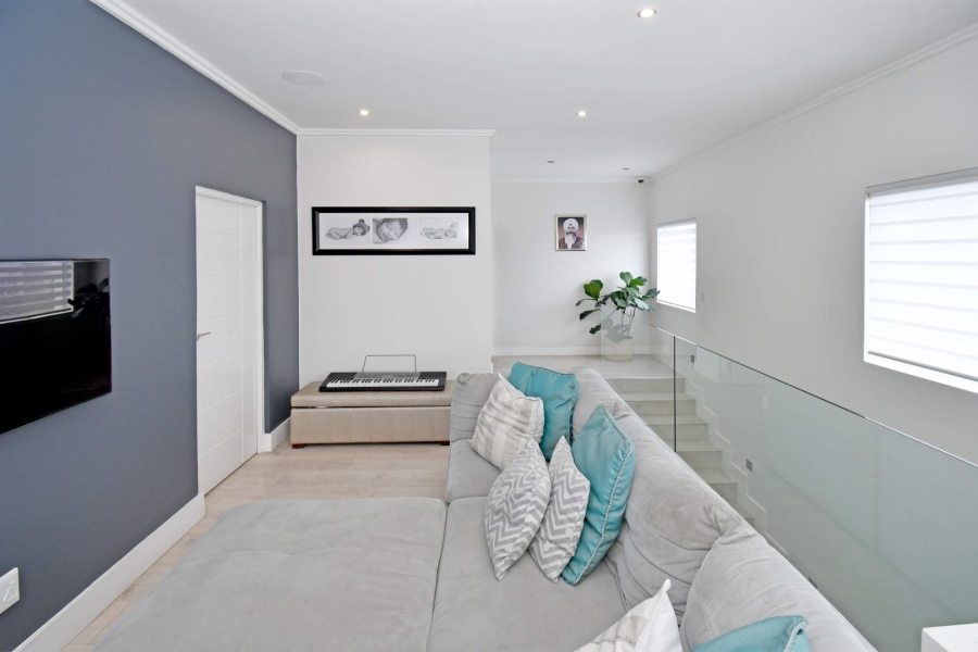 4 Bedroom Property for Sale in Bryanston Gauteng