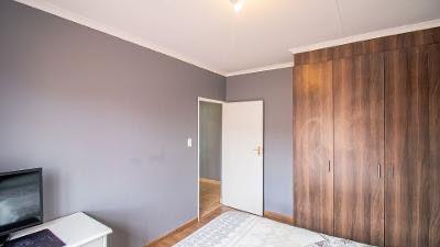 3 Bedroom Property for Sale in Noordwyk Gauteng