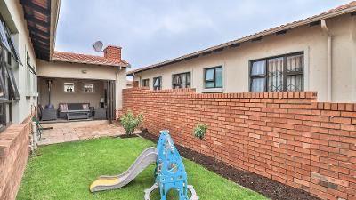 3 Bedroom Property for Sale in Noordwyk Gauteng
