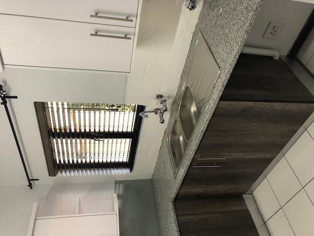 To Let 2 Bedroom Property for Rent in Atholl Gauteng