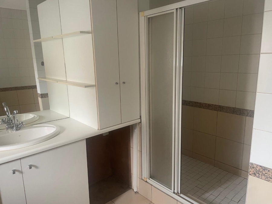 To Let 1 Bedroom Property for Rent in Riviera Gauteng