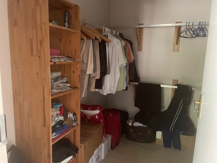 To Let 2 Bedroom Property for Rent in Forest Town Gauteng