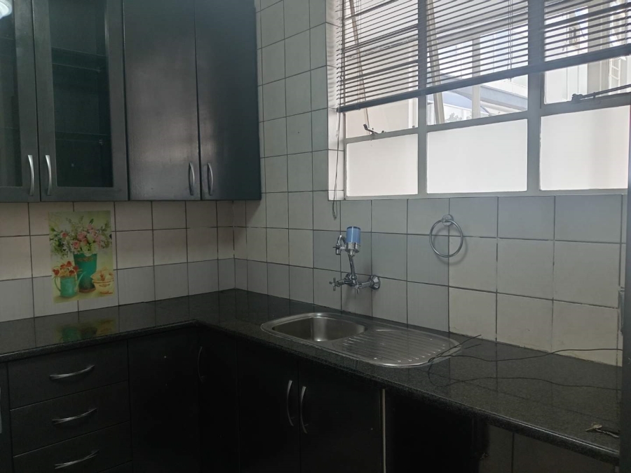 2 Bedroom Property for Sale in Bedford Gardens Gauteng