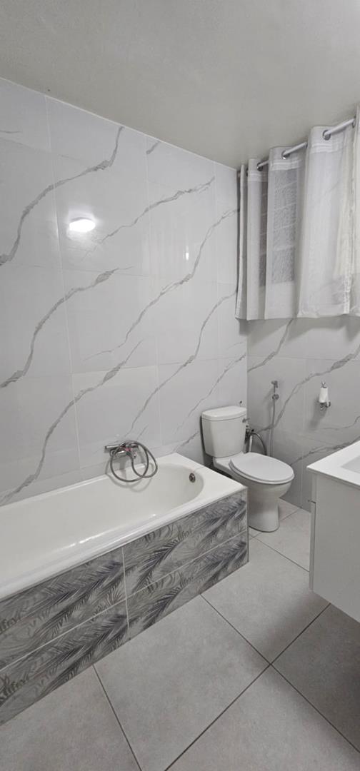 2 Bedroom Property for Sale in Bedford Gardens Gauteng