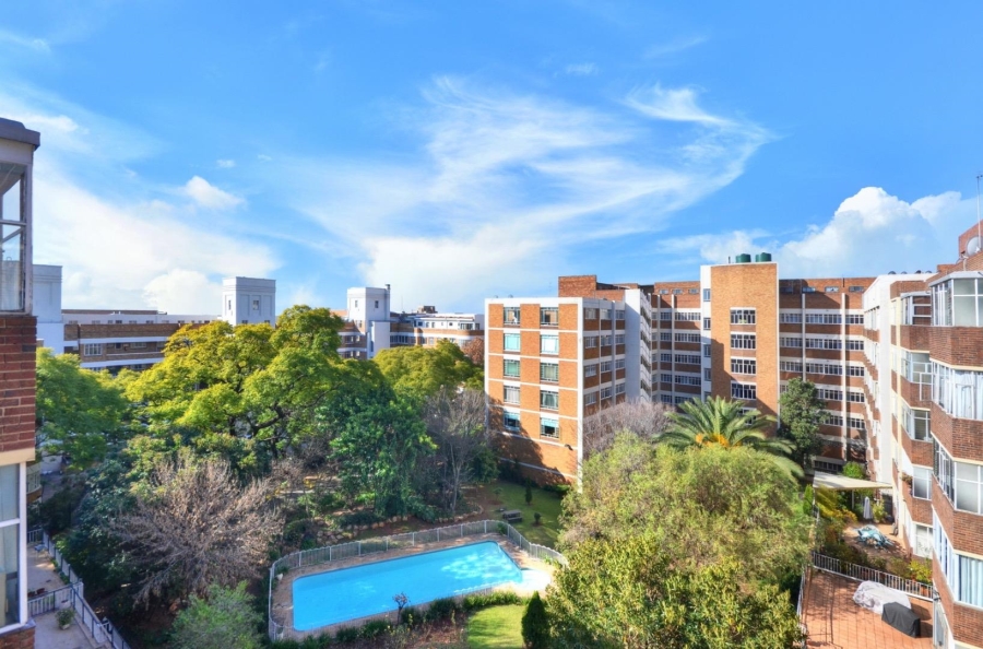 To Let 1 Bedroom Property for Rent in Killarney Gauteng