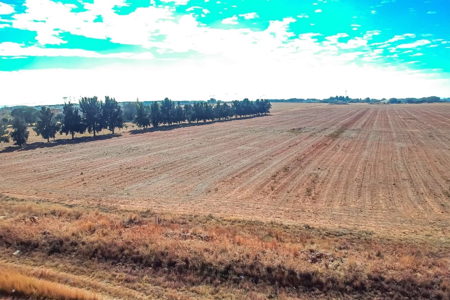 Commercial Property for Sale in Grootfontein Country Estate Gauteng