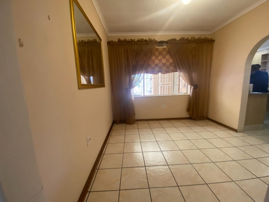 4 Bedroom Property for Sale in Brackendowns Gauteng