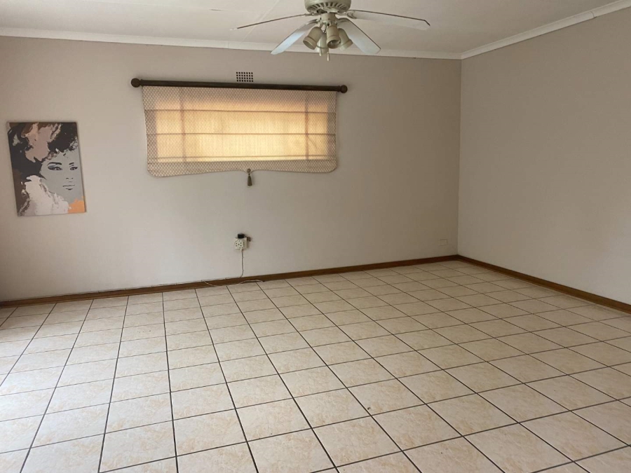 4 Bedroom Property for Sale in Brackendowns Gauteng