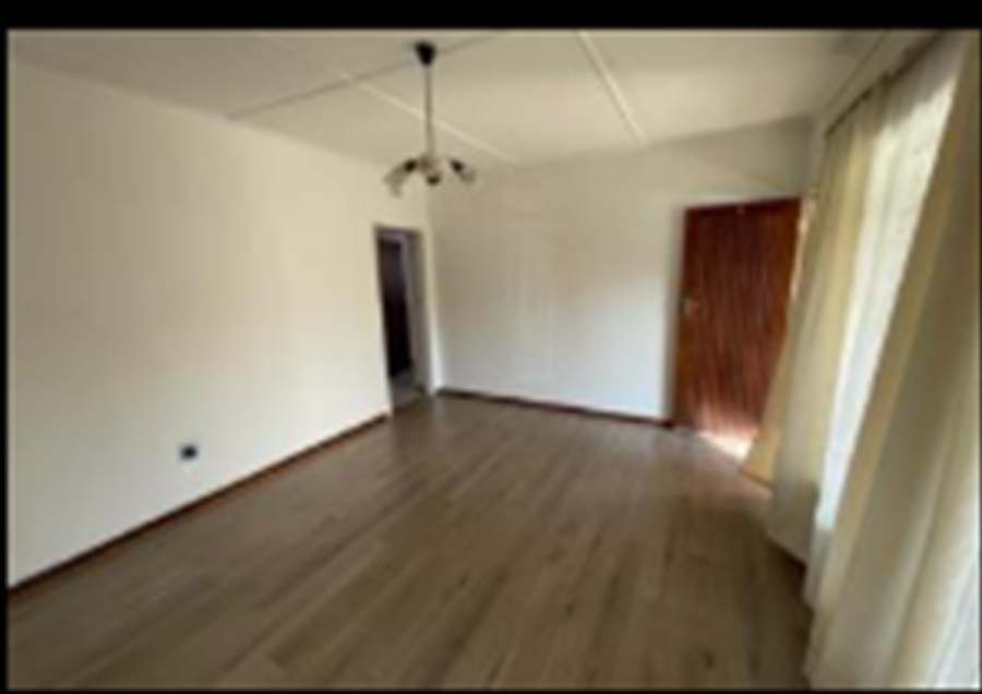 4 Bedroom Property for Sale in Reigerpark Gauteng