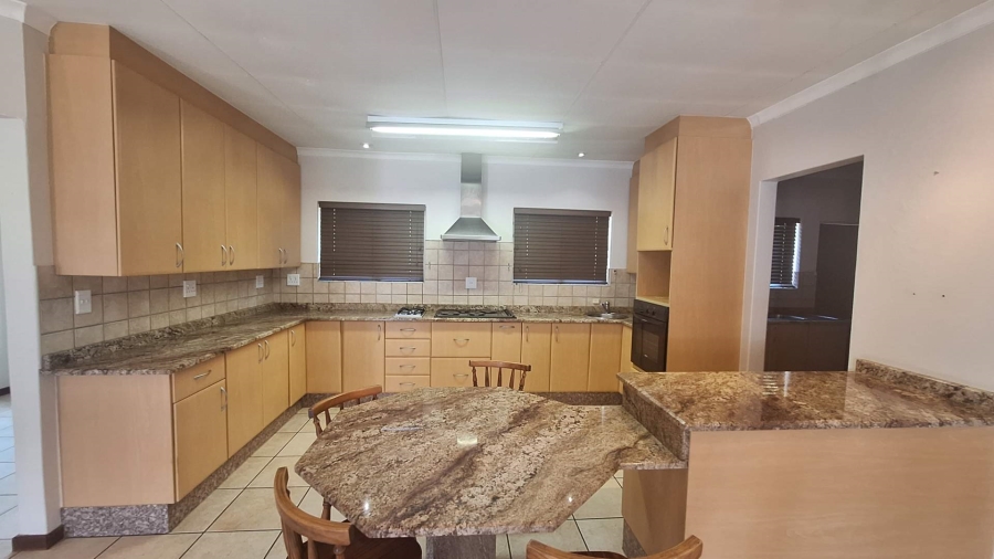To Let 3 Bedroom Property for Rent in Northcliff Gauteng