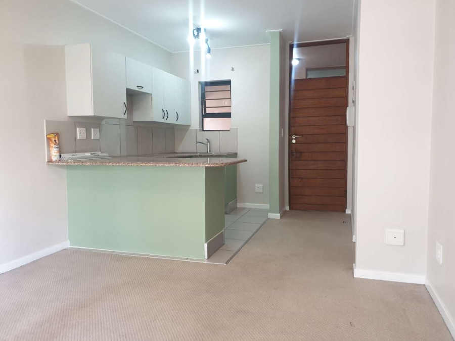 1 Bedroom Property for Sale in Jackal Creek Golf Estate Gauteng