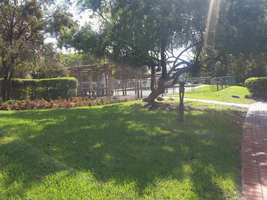 1 Bedroom Property for Sale in Jackal Creek Golf Estate Gauteng