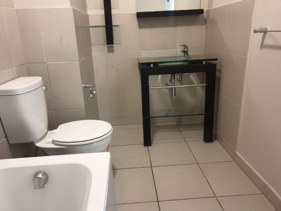 1 Bedroom Property for Sale in Jackal Creek Golf Estate Gauteng