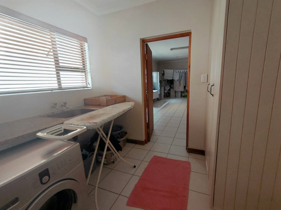 4 Bedroom Property for Sale in Glen Erasmia Gauteng