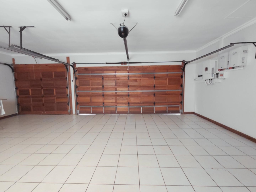 4 Bedroom Property for Sale in Glen Erasmia Gauteng