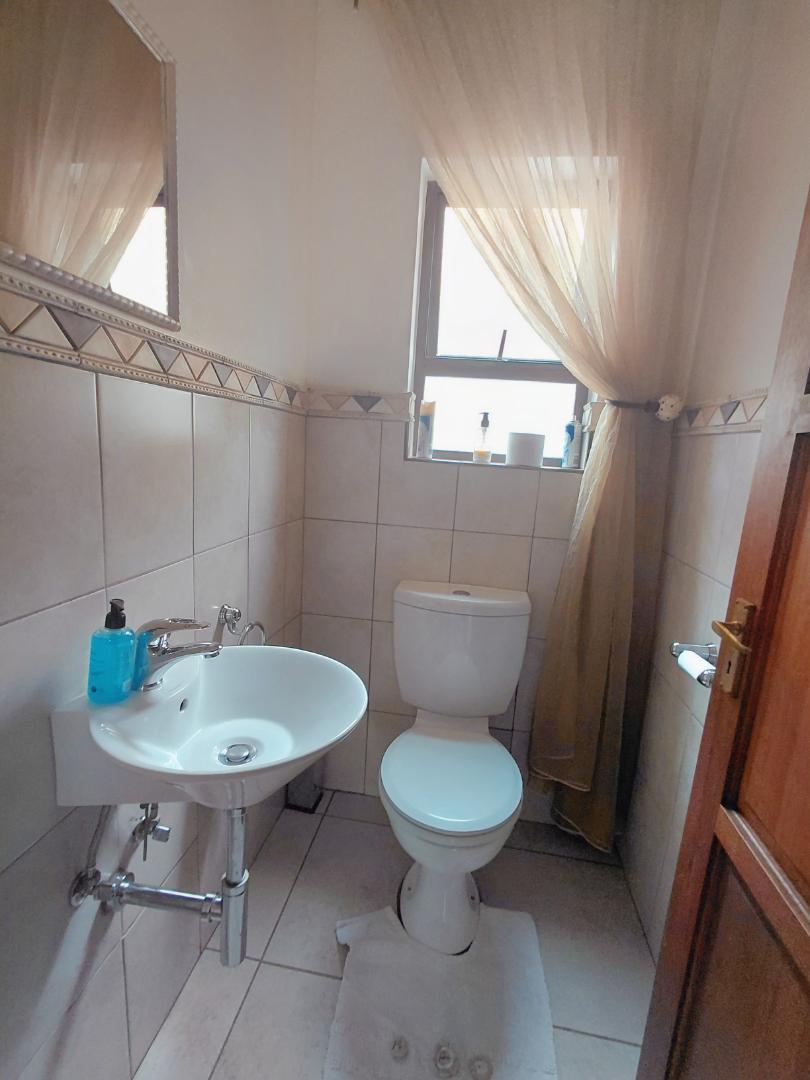 4 Bedroom Property for Sale in Glen Erasmia Gauteng