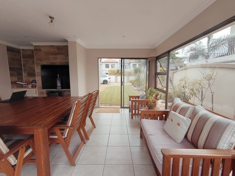 4 Bedroom Property for Sale in Glen Erasmia Gauteng