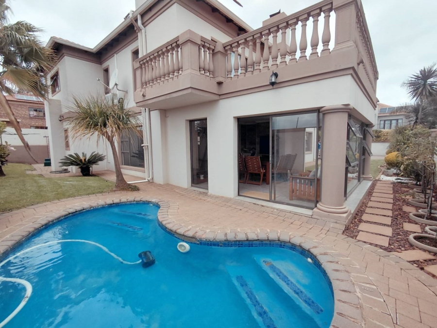 4 Bedroom Property for Sale in Glen Erasmia Gauteng