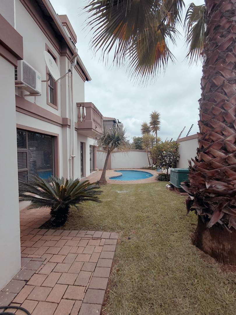 4 Bedroom Property for Sale in Glen Erasmia Gauteng