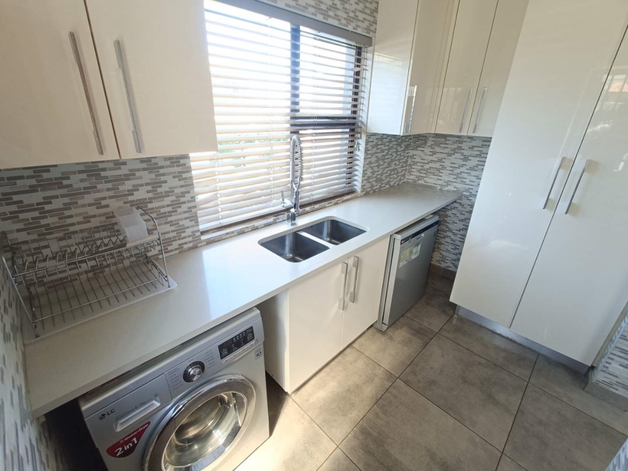 4 Bedroom Property for Sale in Eldoraigne Gauteng