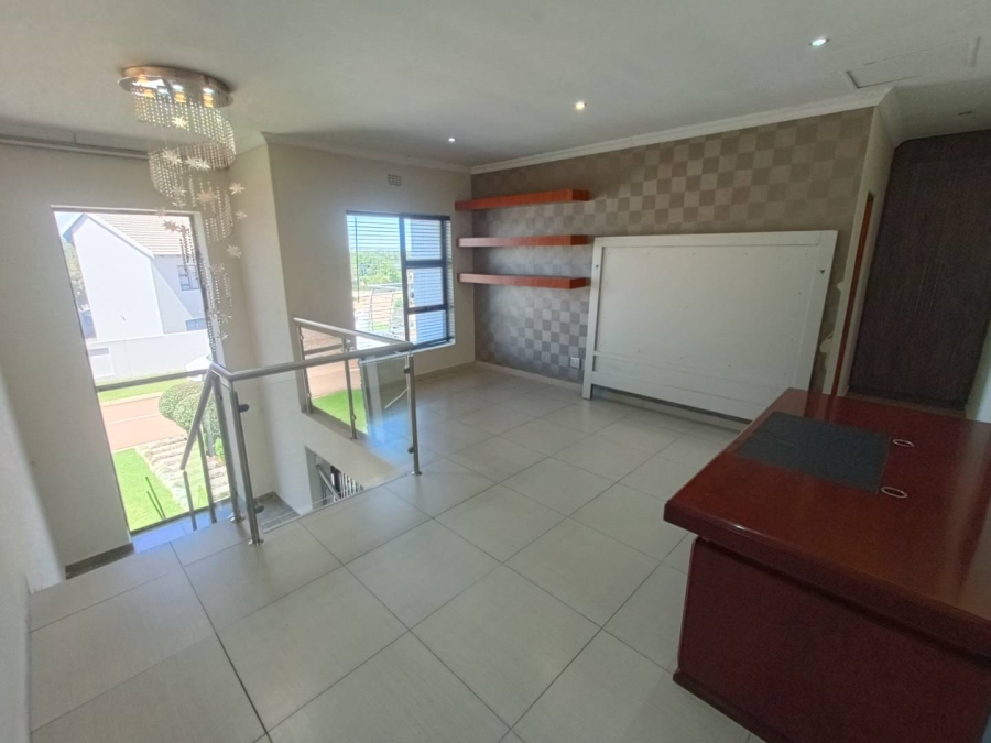 4 Bedroom Property for Sale in Eldoraigne Gauteng