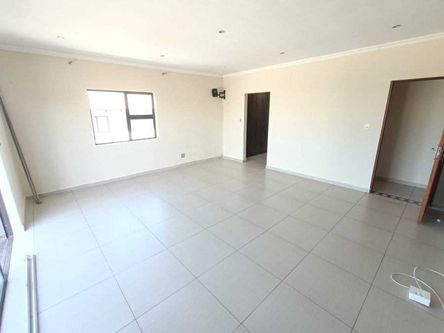 4 Bedroom Property for Sale in Eldoraigne Gauteng