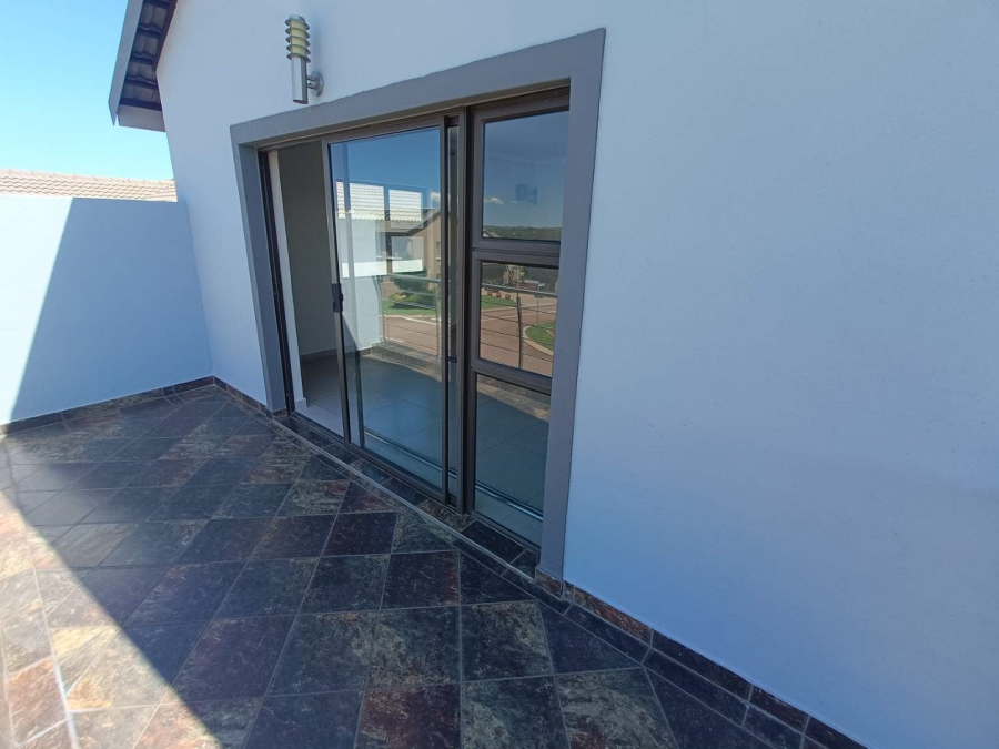 4 Bedroom Property for Sale in Eldoraigne Gauteng